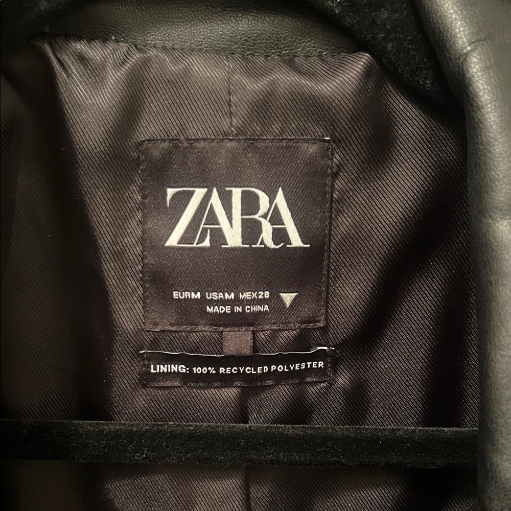Zara Black Faux Leather Oversized Blazer - Picture 2 of 4